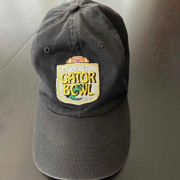 Toyota Gator Bowl (NCAA Football) Black Hat. Adjustable one size fits all - Picture 1 of 3